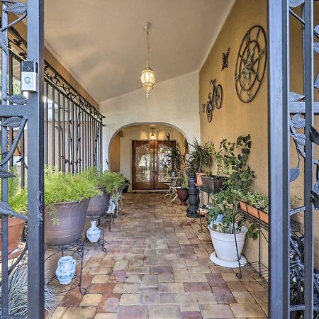 Cozy Home In Heart Of Tampa With Lanai And Pool! エクステリア 写真